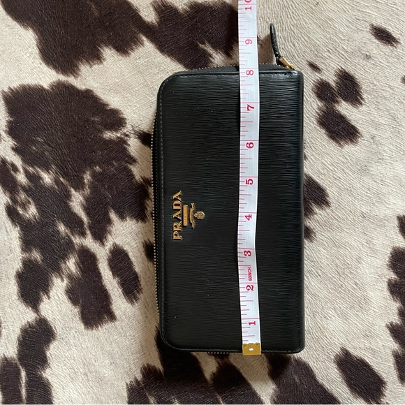 Prada Black Leather Zippy Wallet - Picture 10 of 12